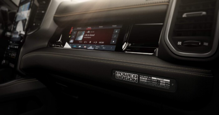 Kőkemény dízel izomautóval indul 2026 9