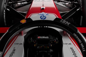 Rég volt ilyen fehér az F1-es Ferrari