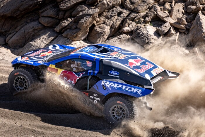 „Hogy lehetek ilyen hülye?” – már a Dakar nulladik napján borultak 1