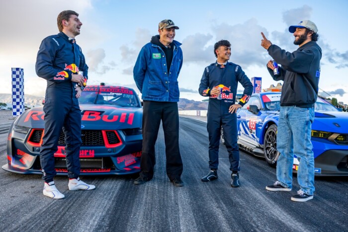 A legősibb Fordokkal versenyeztek Verstappenék 7