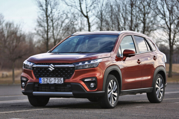 Látványos műveletbe kezdtek a magyar BMW-sek 1