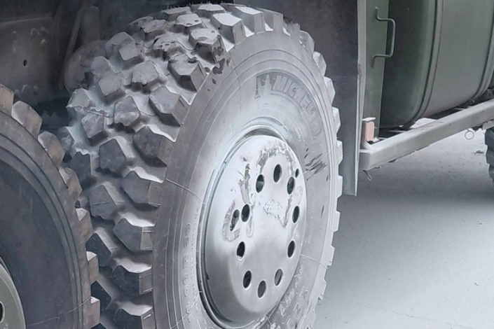 A rendőrök szeme láttára gyulladt ki egy teherautó az M0-son