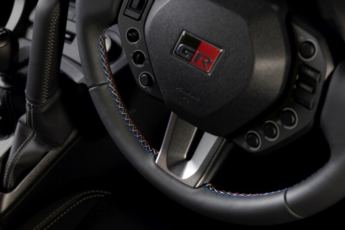 Elképesztő sikerek előtt tiszteleg az új Toyota 7 Elképesztő sikerek előtt tiszteleg az új Toyota 7