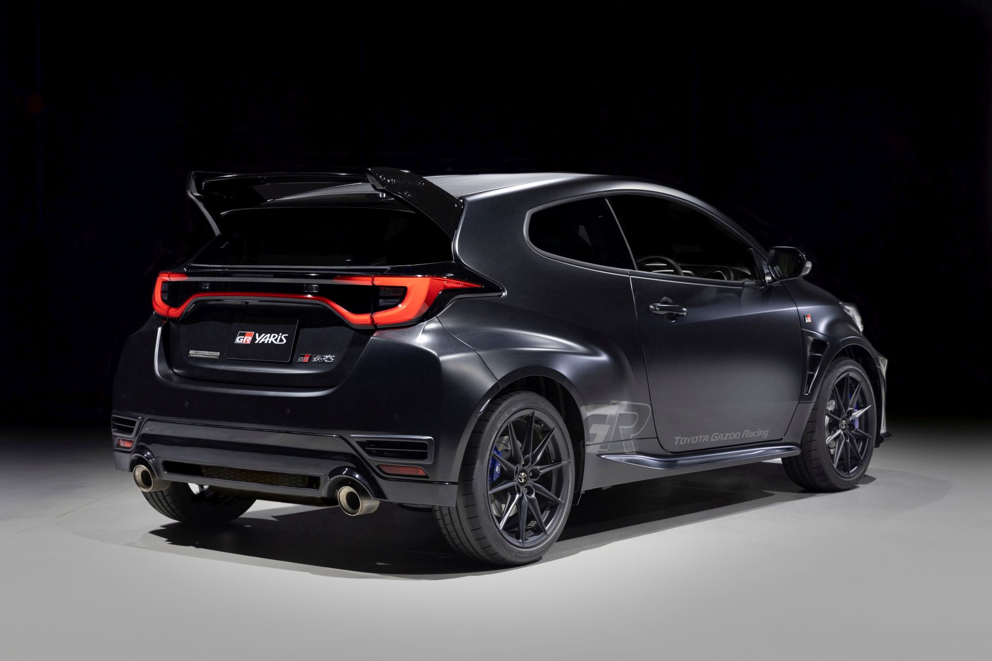toyota-gr-yaris-ogier-9x-vb-cim-2 | Vezess
