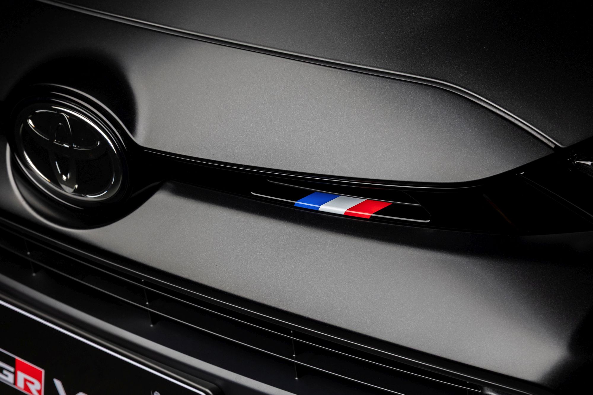 toyota-gr-yaris-ogier-9x-vb-cim-7 | Vezess