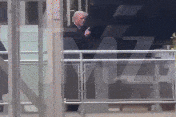 Trump miatt kirúgták, most kaszál az autógyári dolgozó 1