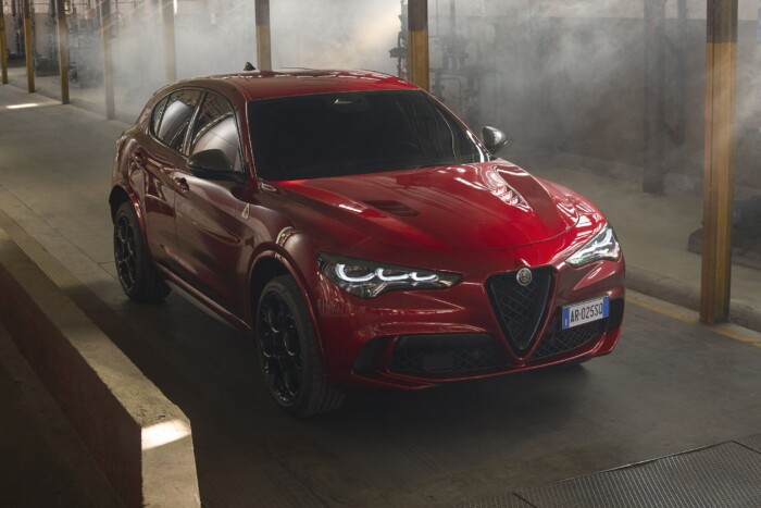 Újra rendelhetők a legtüzesebb olasz autók 7