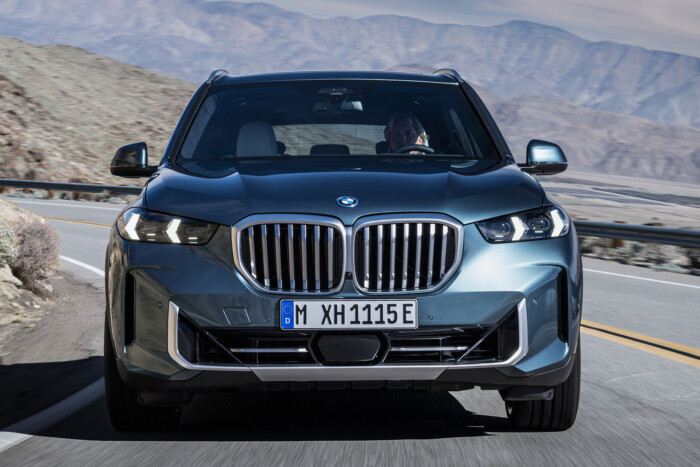 Sosem jött még ennyi új autó Magyarországra 8