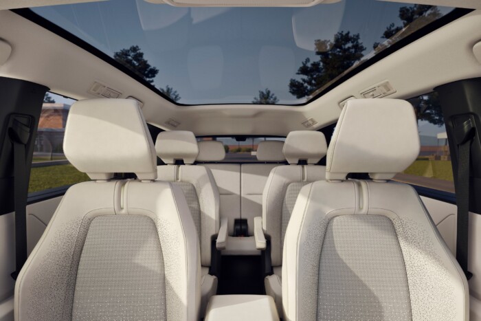 Hétüléses nagyautót hozott a Toyota 8