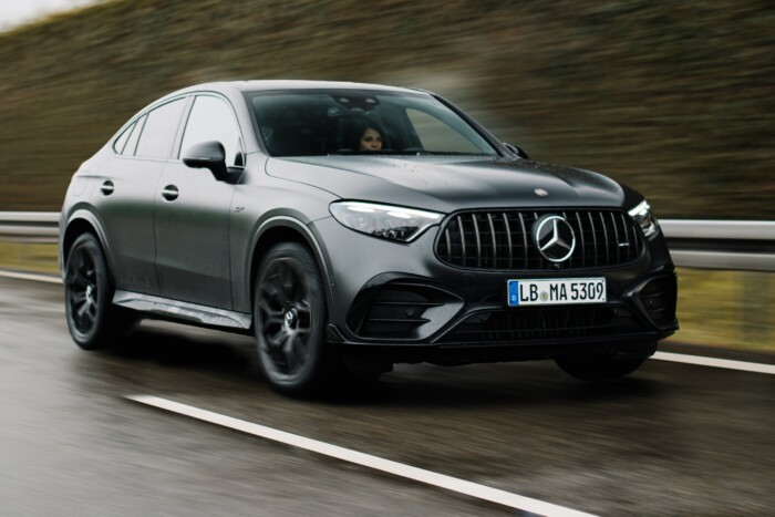 Megadja a rajongóknak a Mercedes, amit akarnak 8