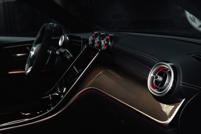 Megadja a rajongóknak a Mercedes, amit akarnak 10