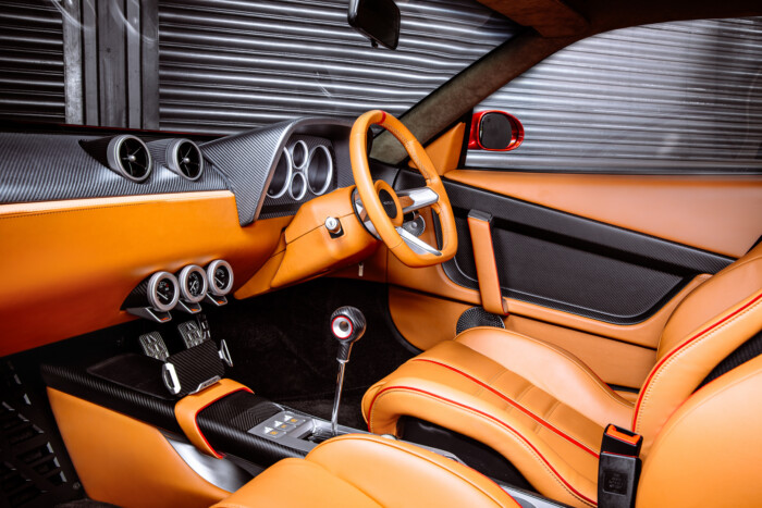 Velőtrázó üvöltéssel támad fel a 90-es évek olasz legendája 6