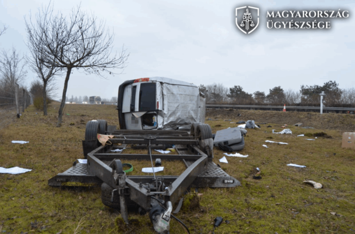 Egy ember életébe került, hogy a sofőr elaludt az autópályán 1
