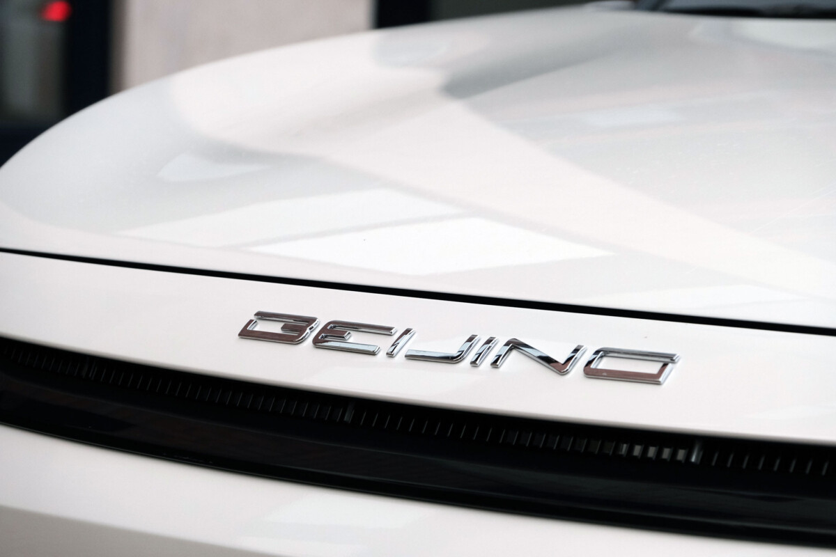 Újabb területen nyomták le a kínaiak az európai autóipart