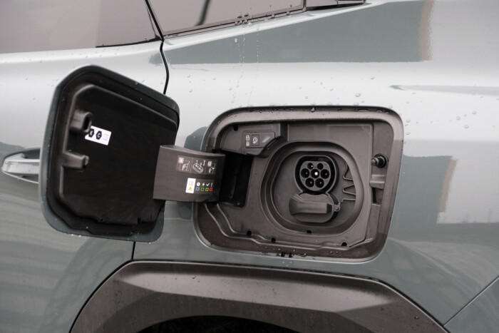 Hiányzik a dízel ebből a terepjáróból? 13