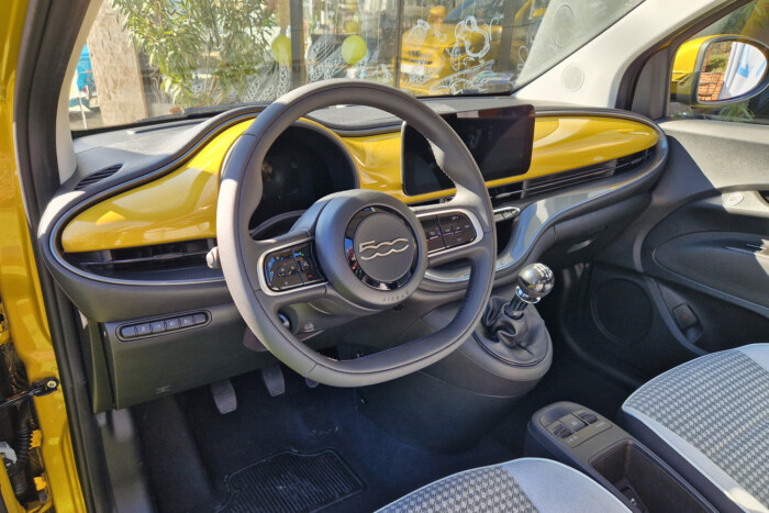 Villanyautóból épített benzinest a Fiat 7