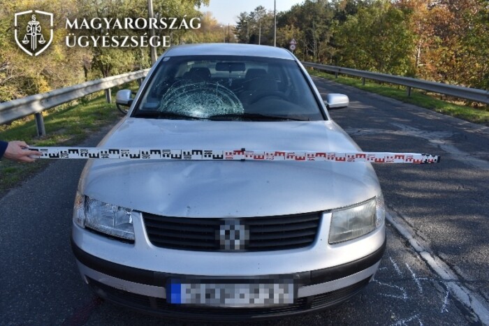 Nem az utat figyelte a volkswagenes, halálra gázolta a kerékpárost 1