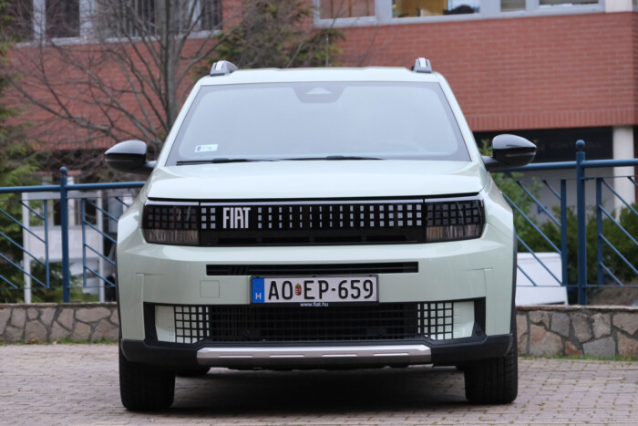 Olcsóbban is vehetsz rendes hibrid autót? 19