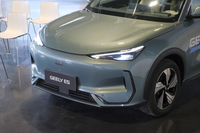 Újabb óriás kínai autógyártó érkezett Magyarországra – itt a Geely 8