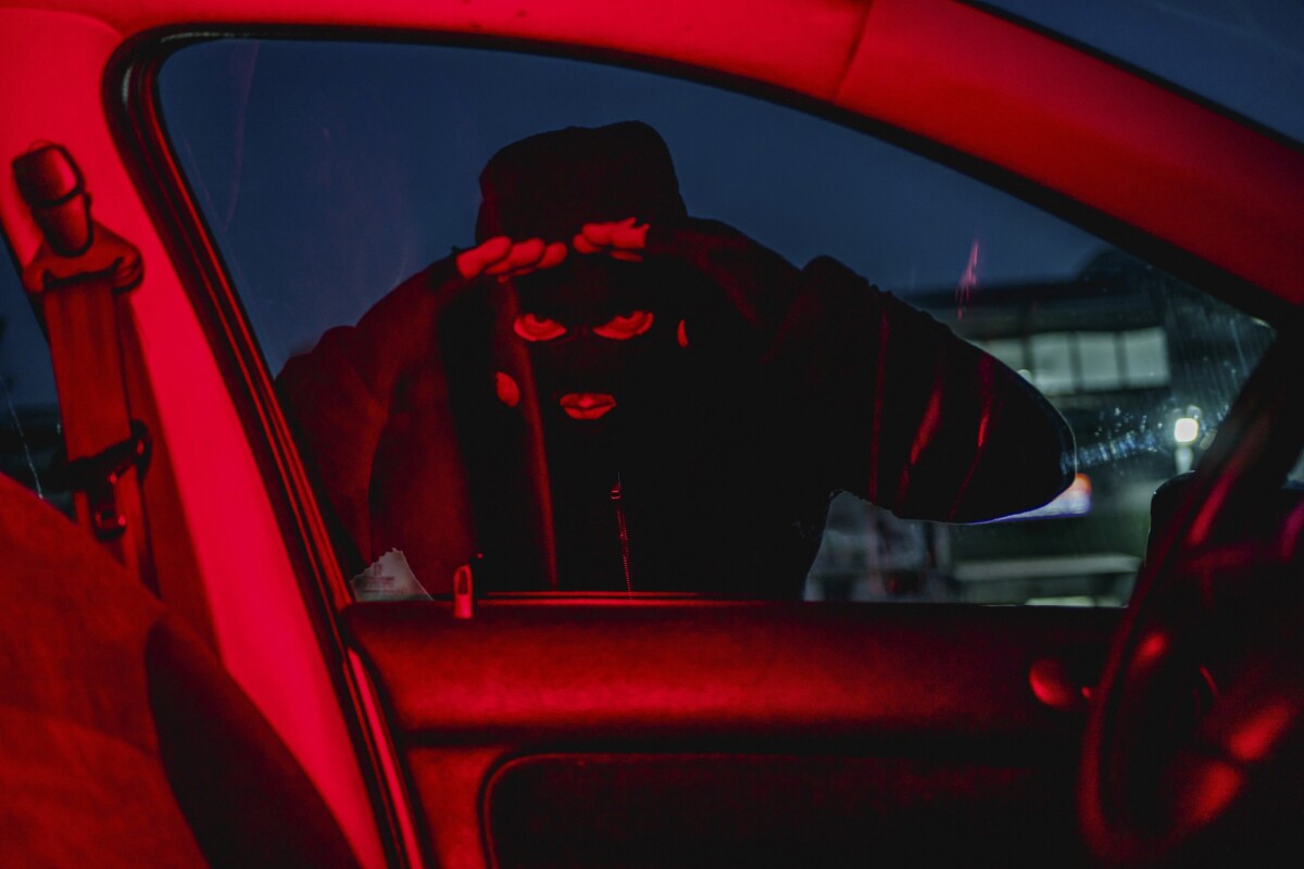 A károsulttal fizettetné az autótolvajok büntetését a rendőrség