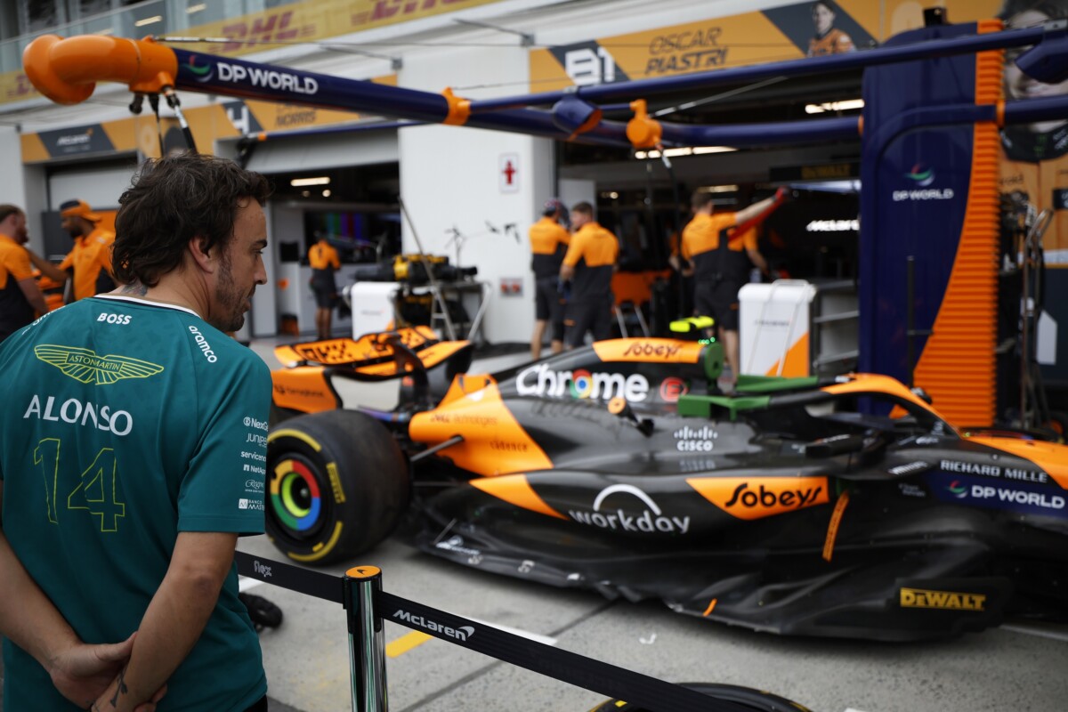 Alonsót visszacsábítaná a McLaren
