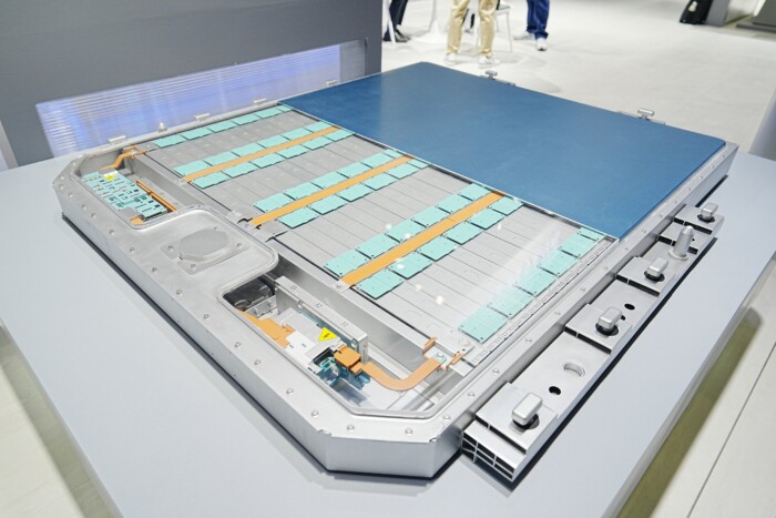 Jönnek a 300 km hatótávú konnektoros hibridek 6 Jönnek a 300 km hatótávú konnektoros hibridek 6