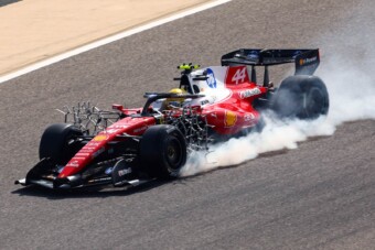 Pályán az összes új F1-es autó – galéria Bahreinből