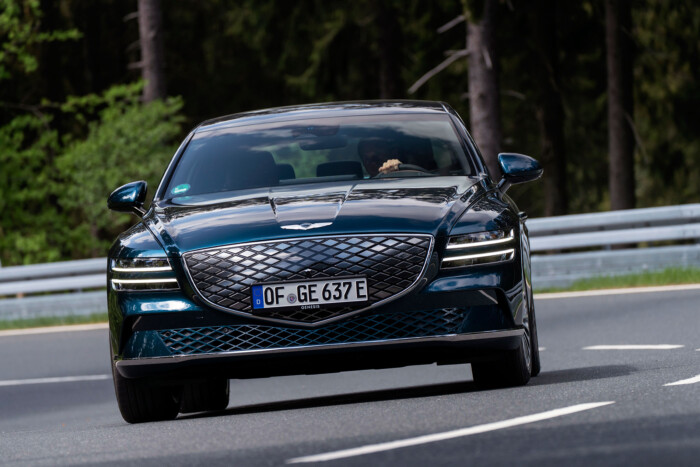 Kevés a kínai autók ellen a jó ár és a garancia 11