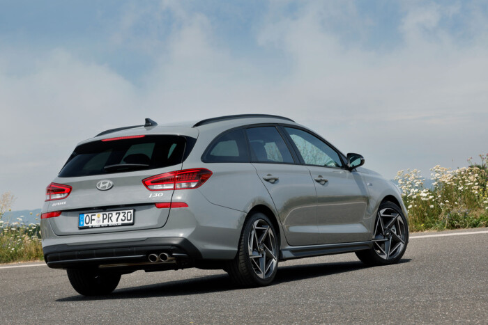 Kevés a kínai autók ellen a jó ár és a garancia 13