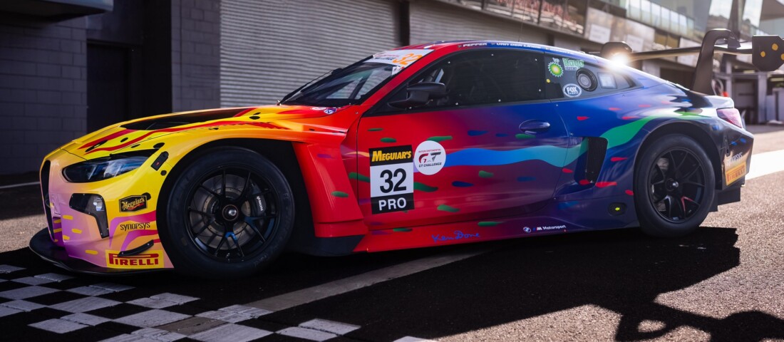 Szemkápráztató festést kapott egy BMW