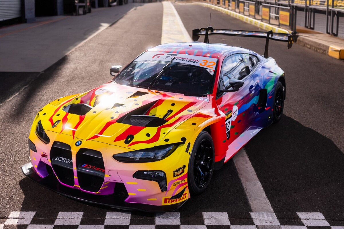 Szemkápráztató festést kapott egy BMW