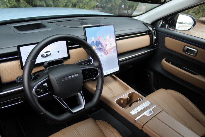 Titkolja ez a kínai autó, mennyit is fogyaszt 13 Titkolja ez a kínai autó, mennyit is fogyaszt 13