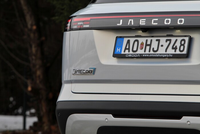 Titkolja ez a kínai autó, mennyit is fogyaszt 23 Titkolja ez a kínai autó, mennyit is fogyaszt 23