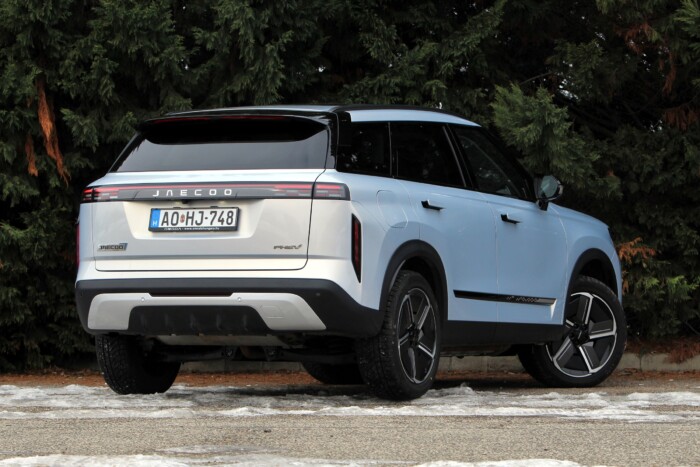 Titkolja ez a kínai autó, mennyit is fogyaszt 7 Titkolja ez a kínai autó, mennyit is fogyaszt 7