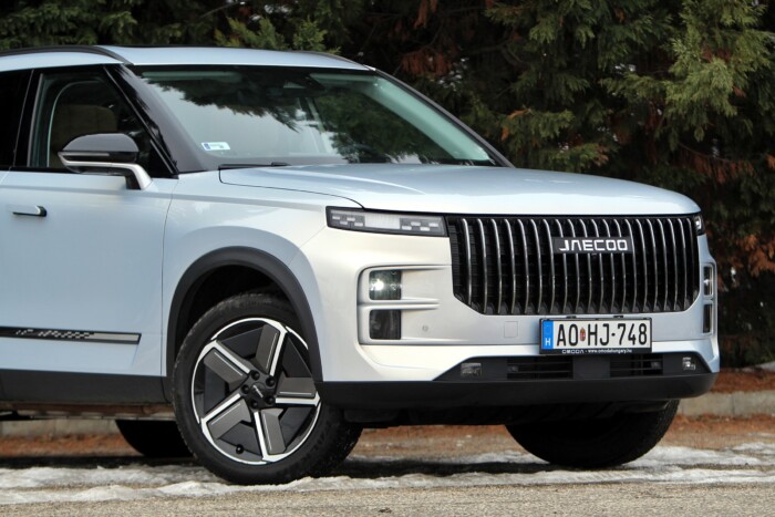 Titkolja ez a kínai autó, mennyit is fogyaszt 22 Titkolja ez a kínai autó, mennyit is fogyaszt 22