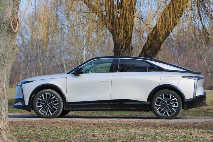 Ilyen az autózás modern csúcsa a franciák szerint 6