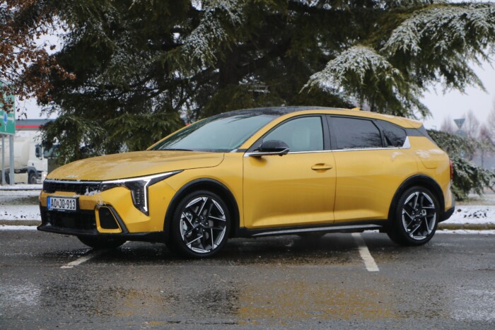 Ez a típus váltja a magyarok egyik kedvenc családi autóját 21