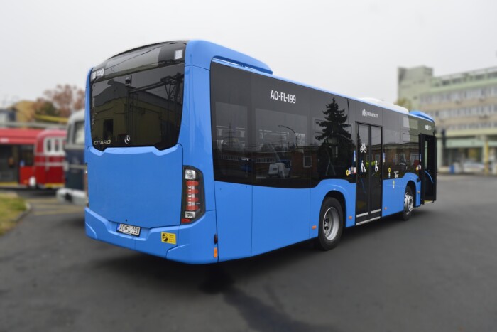 Ikarus-méret, modern technika – ezt tudja a BKV új busza 1