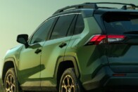 A Tesla váratlan téren nyomta le a Toyotát  6