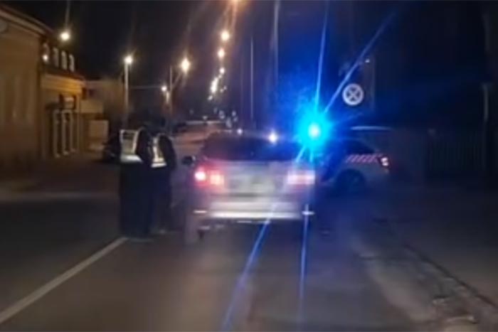 Nem semmi, mit művelt egy részeg sofőr Pápán