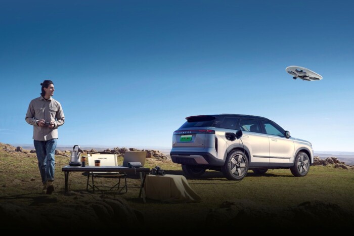 Értem én, hogy kínai hibrid, de mi hajtja? 1