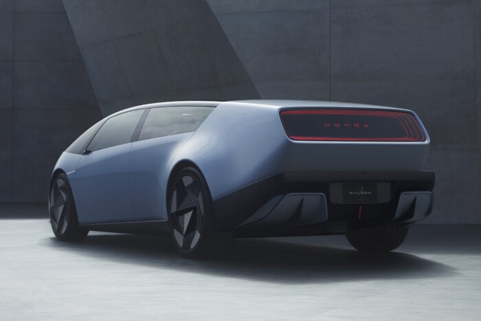 Hatalmas a baj a Hondánál 7 Hatalmas a baj a Hondánál 7