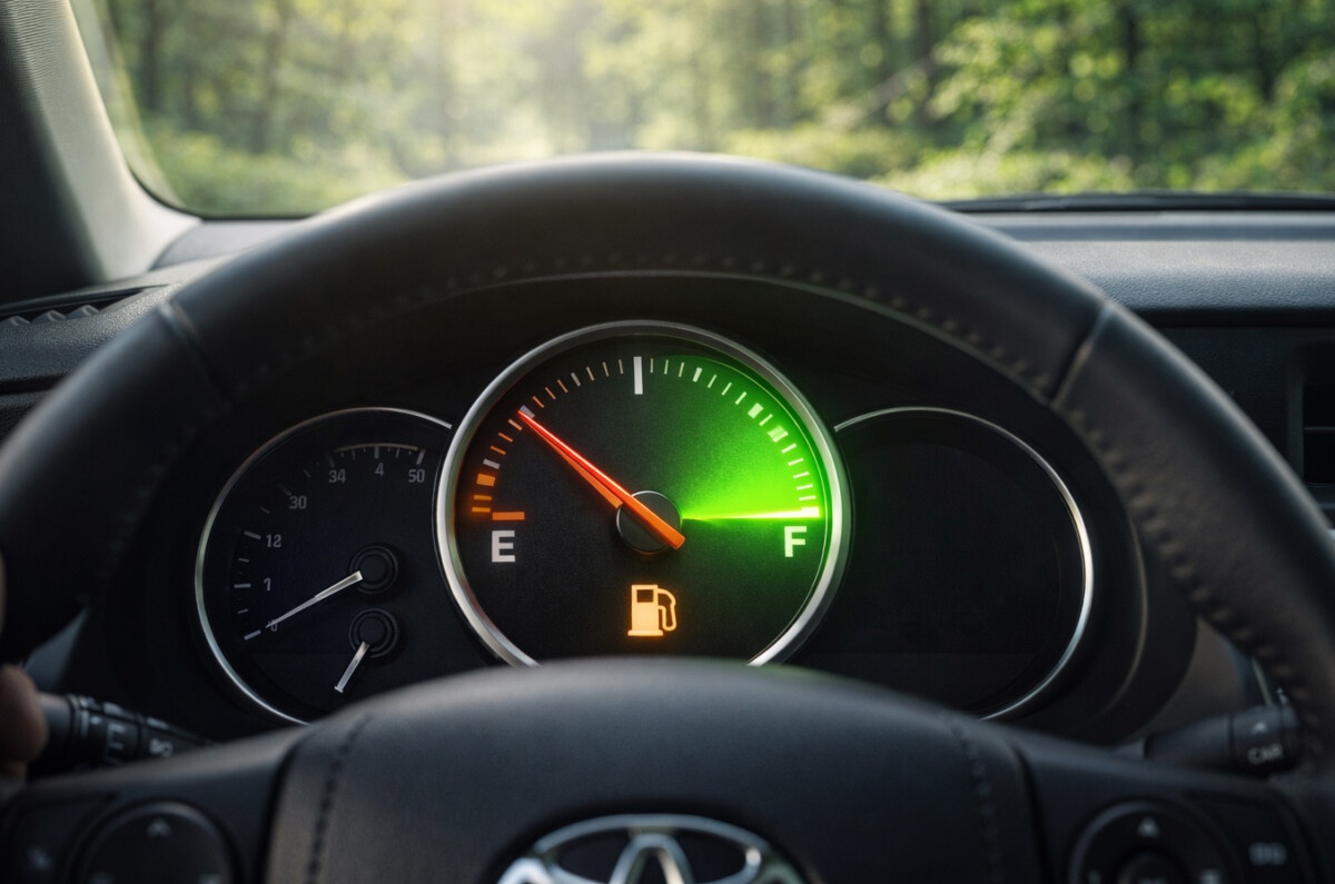 Ez a 10 használt autó fogyasztja a legkevesebbet