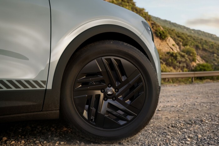 Nem hagynak szabálytalankodni az új Fordok 9