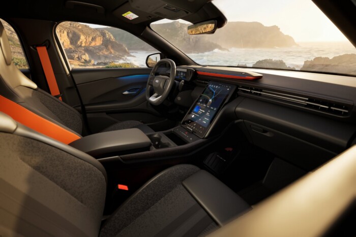 Nem hagynak szabálytalankodni az új Fordok 8