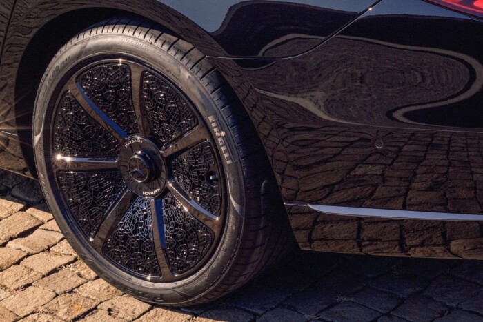 Sérthetetlennek hitt tabut dönt meg a legdrágább Mercedes 12