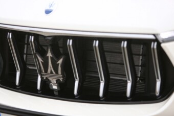 Zuhanó eladások mellett aggasztó a Maserati jövője