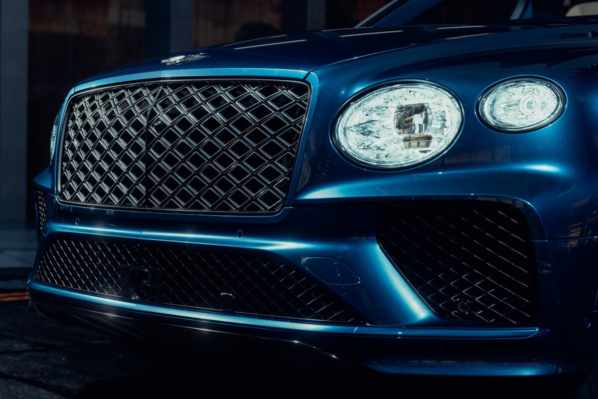 Ilyet sem hallottunk még, faluról neveztek el luxusautót