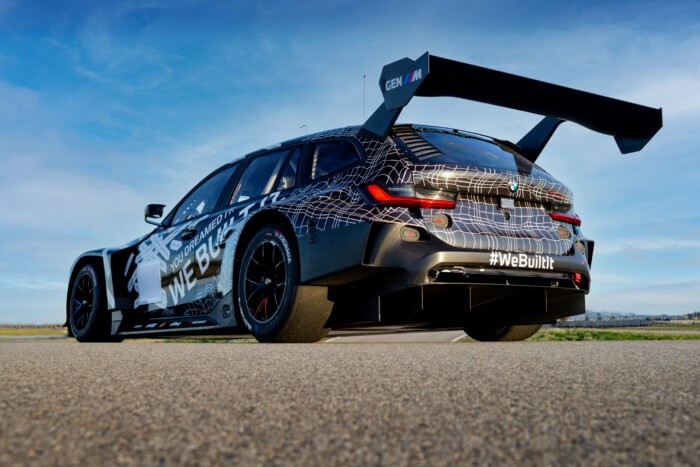 Harmincéves hiányt pótol ez a BMW, imádjuk! 7