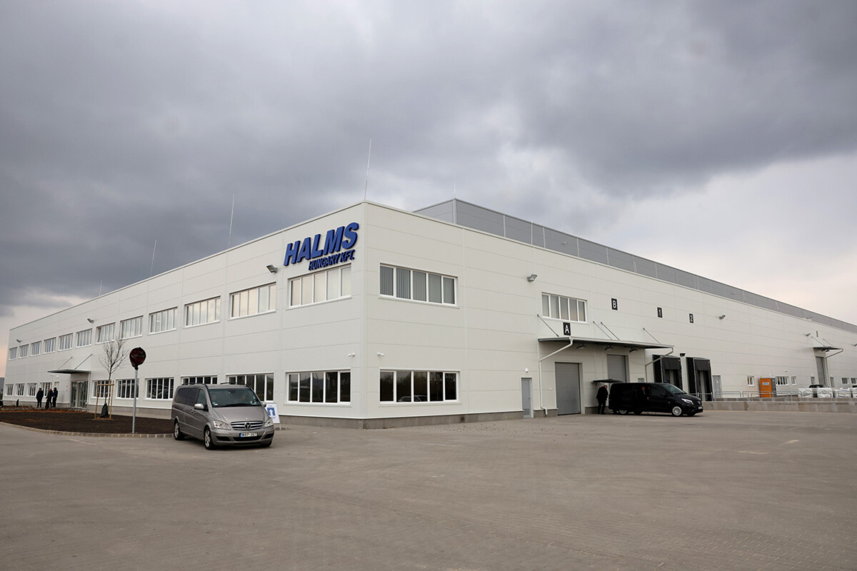 Miskolci alkatrészek kerülnek az új Teslákba